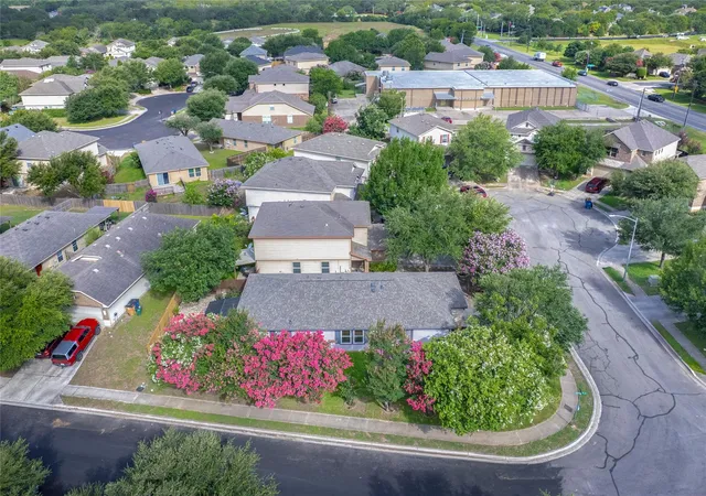 Photo 3 of Single family home for sale at 101 Texas Ash Cv, Manchaca, TX 78652 | MLS# 1962657 | Listing updated on 2026-09-11