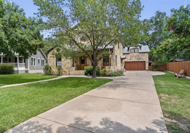Photo 2 of Single family home for sale at 5503 New Hvn Ct, Austin, TX 78756 | MLS# 7539560 | Listing updated on 2026-10-07
