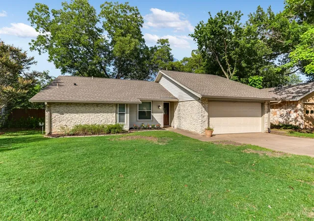 Photo 1 of Single family home for sale at 12107 Scissortail Dr, Austin, TX 78750 | MLS# 8936110 | Listing updated on 2026-09-25