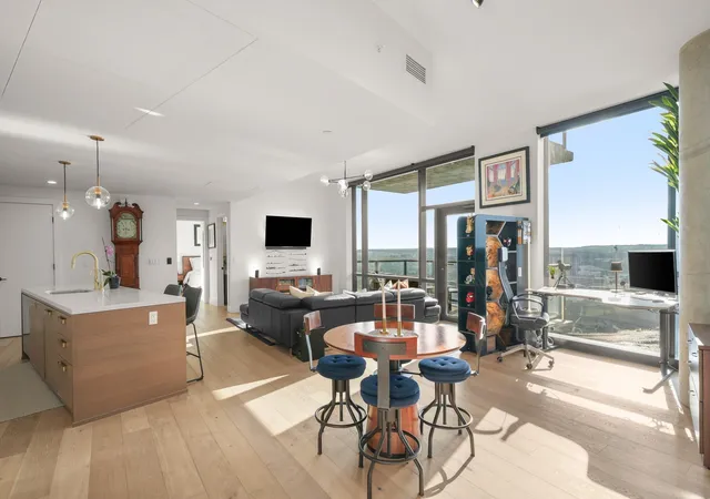 Photo 4 of Condo for sale at 70 Rainey St #1908, Austin, TX 78701 | MLS# 7941618 | Listing updated on 2026-09-14