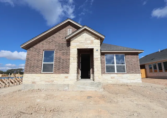 Single family home for sale at 609 Clarissa St, Buda, TX 78610 | MLS# 2686860 | Listing updated on 2026-09-22