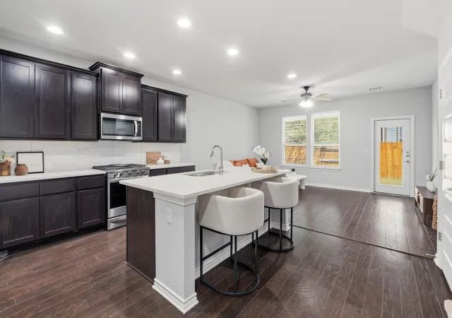 Photo 4 of Single family home for sale at 9010 Palmito Dr, Austin, TX 78717 | MLS# 2945949 | Listing updated on 2026-10-08
