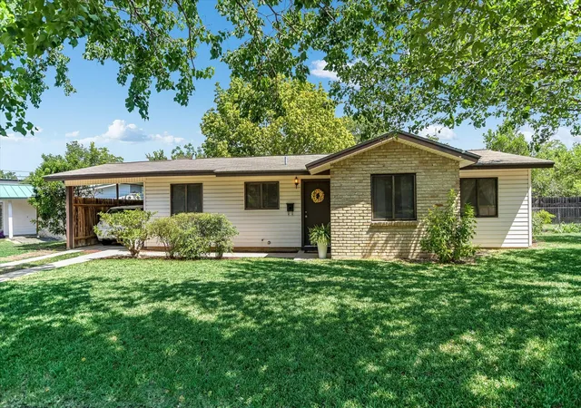 Photo 1 of Single family home for sale at 3000 Firwood Dr, Austin, TX 78757 | MLS# 5614947 | Listing updated on 2026-09-13