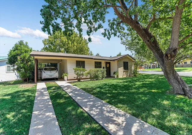 Photo 3 of Single family home for sale at 3000 Firwood Dr, Austin, TX 78757 | MLS# 5614947 | Listing updated on 2026-09-13