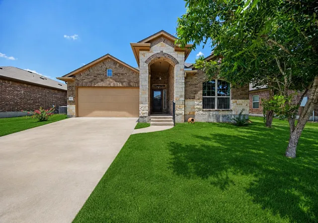 Photo 1 of Single family home for sale at 18717 Leigh Ln, Pflugerville, TX 78660 | MLS# 4250465 | Listing updated on 2026-09-11