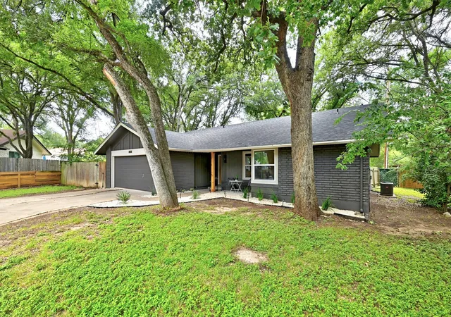 Photo 2 of Sale Pending at 12210 Waxwing Cir, Austin, TX 78750 | MLS# 5240677 | Listing updated on 2026-10-06