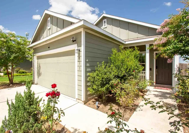 Photo 1 of Single family home for sale at 393 Moon Stone Trl, Buda, TX 78610 | MLS# 2161813 | Listing updated on 2026-09-12