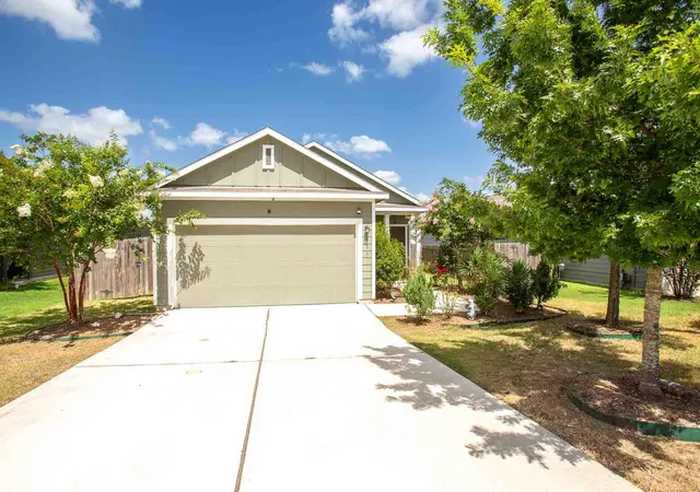 Photo 3 of Single family home for sale at 393 Moon Stone Trl, Buda, TX 78610 | MLS# 2161813 | Listing updated on 2026-09-12