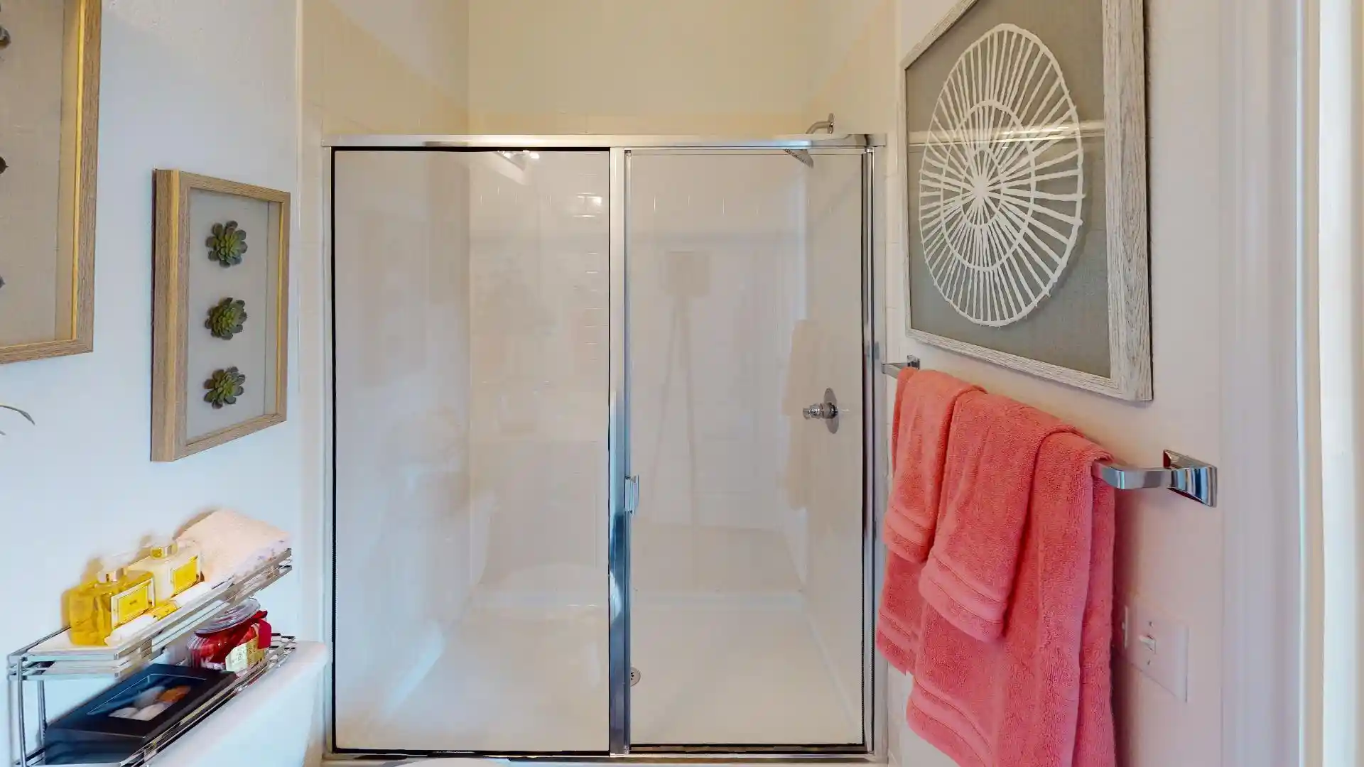 Listing Photo 12 - Condo for sale in 8114 Leroi Dr located at 8114 Leroi Dr, Austin, TX 78744 - Unit 8114 Leroi Dr