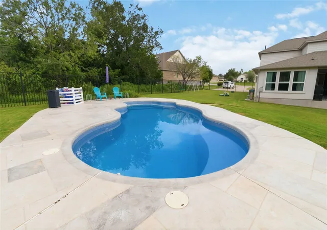 Photo 3 of Single family home for sale at 181 Pecos St, Cedar Creek, TX 78612 | MLS# 2348212 | Listing updated on 2026-09-24