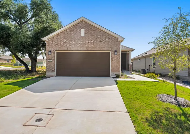 Photo 3 of Sale Pending at 120 Cross Bar St, Georgetown, TX 78633 | MLS# 1918499 | Listing updated on 2026-10-09