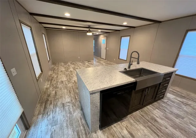 Listing Photo 4 - Condo for sale in building located at 11369 Mountain Top Cir, Jonestown, TX 78645
