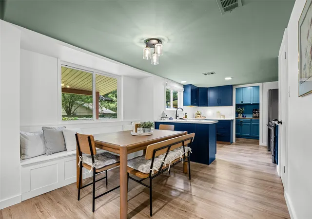 Photo 3 of Single family home for sale at 9737 Anderson Village Dr, Austin, TX 78729 | MLS# 4934490 | Listing updated on 2026-10-03