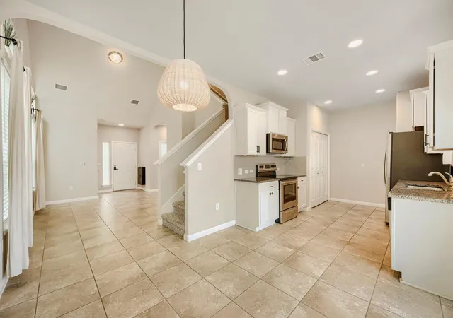 Photo 4 of Single family home for sale at 18400 Cumberland Gap St, Pflugerville, TX 78660 | MLS# 5385431 | Listing updated on 2026-10-09