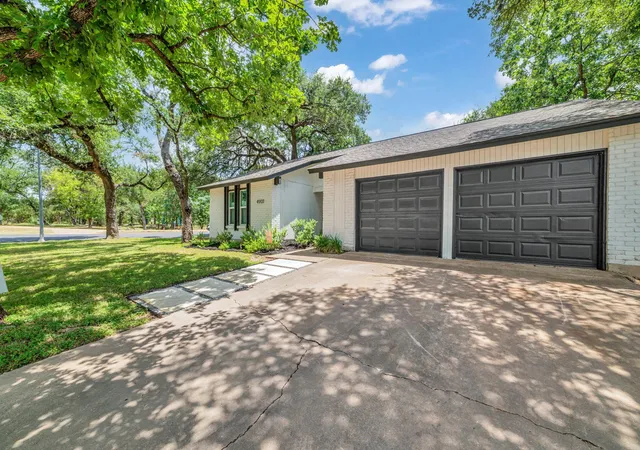 Photo 3 of Single family home for sale at 4901 Powder River Rd, Austin, TX 78759 | MLS# 9206907 | Listing updated on 2026-10-28