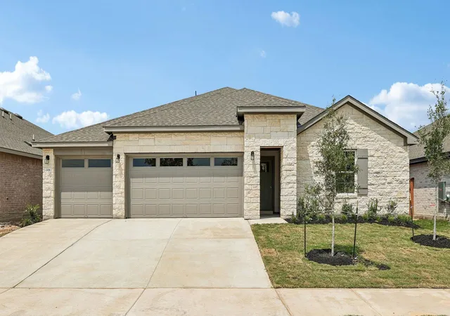 Photo 2 of Single family home for sale at 208 Rivers Edge Dr, Georgetown, TX 78628 | MLS# 8360741 | Listing updated on 2026-09-14