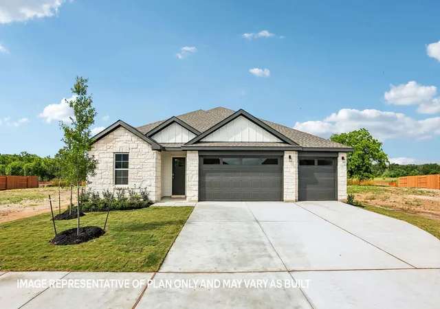 Photo 2 of Sale Pending at 204 Rivers Edge Dr, Georgetown, TX 78628 | MLS# 3928213 | Listing updated on 2026-09-14