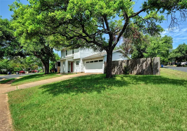 Photo 2 of Sale Pending at 12332 Havelock Dr, Austin, TX 78759 | MLS# 8015069 | Listing updated on 2026-09-15
