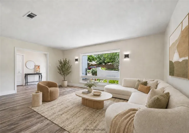 Photo 3 of Single family home for sale at 9203 Comburg Dr, Austin, TX 78748 | MLS# 4113954 | Listing updated on 2026-09-15