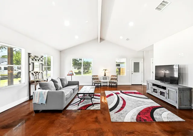 Photo 2 of Single family home for sale at 120 Waianae Ct, Bastrop, TX 78602 | MLS# 5911478 | Listing updated on 2026-09-09