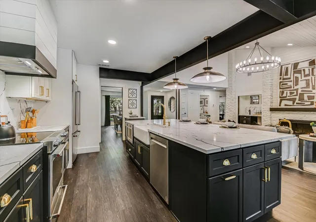 Photo 3 of Single family home for sale at 4717 Sam Bass Rd, Round Rock, TX 78681 | MLS# 7117609 | Listing updated on 2026-09-13