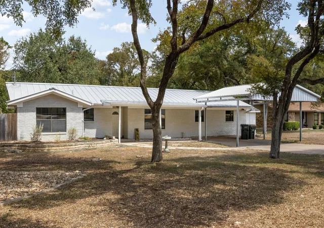 Photo 1 of Single family home for sale at 1011 Serenada Dr, Georgetown, TX 78628 | MLS# 3510138 | Listing updated on 2026-10-24