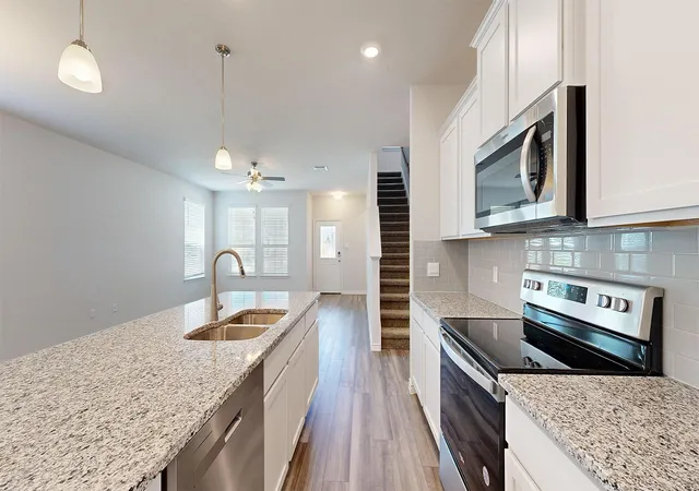 Photo 4 of Single family home for sale at 225 Dora Dr, Killeen, TX 76542 | MLS# 3972153 | Listing updated on 2026-10-24