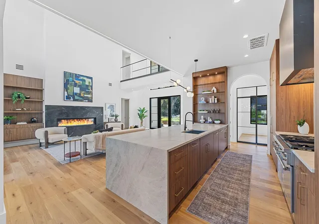 Photo 3 of Single family home for sale at 3805 Rockledge Dr, Austin, TX 78731 | MLS# 5343844 | Listing updated on 2026-10-04