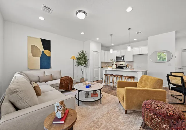 Photo 3 of Single family home for sale at 529 B Burlington Dr, Buda, TX 78610 | MLS# 5268814 | Listing updated on 2026-09-14