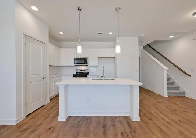 Photo 4 of Single family home for sale at 488 Orleanian Dr #B, Buda, TX 78610 | MLS# 6339038 | Listing updated on 2026-09-14