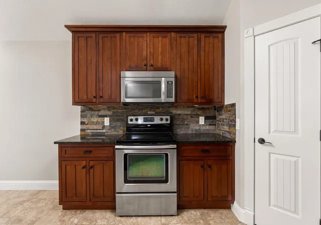 Photo 4 of Single family home for sale at 10025 Janet Loop, Dripping Springs, TX 78620 | MLS# 4334003 | Listing updated on 2026-09-14