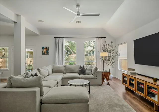 Photo 2 of Single family home for sale at 1538 Homewood Cir, Round Rock, TX 78665 | MLS# 4780270 | Listing updated on 2026-09-13