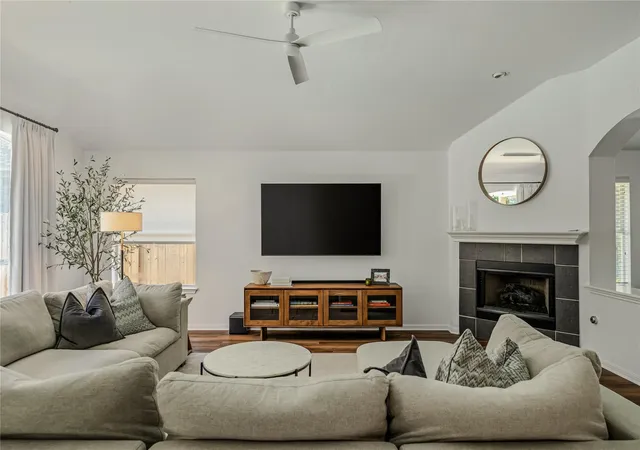 Photo 3 of Single family home for sale at 1538 Homewood Cir, Round Rock, TX 78665 | MLS# 4780270 | Listing updated on 2026-09-13