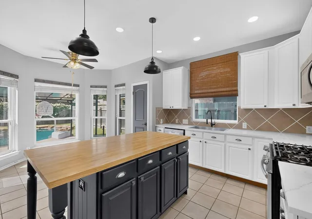 Photo 3 of Single family home for sale at 3068 Bent Tree Loop, Round Rock, TX 78681 | MLS# 3100908 | Listing updated on 2026-10-10