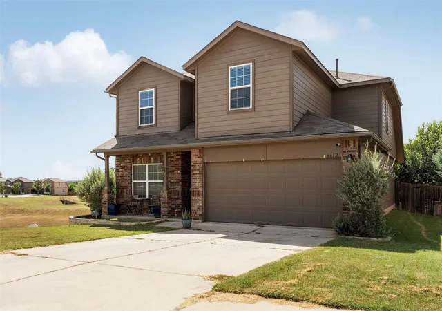 Single family home for sale at 6612 Paseo San Lucas Ln, Austin, TX 78744 | MLS# 1949363