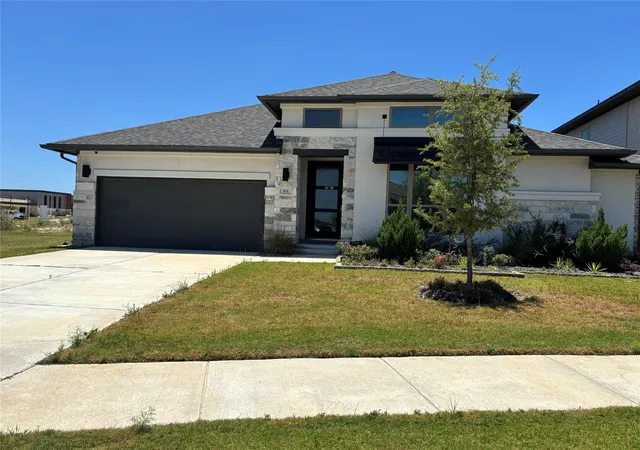 Photo 1 of Single family home for sale at 101 Gary Wayne Dr, Liberty Hill, TX 78642 | MLS# 2954475 | Listing updated on 2026-09-15