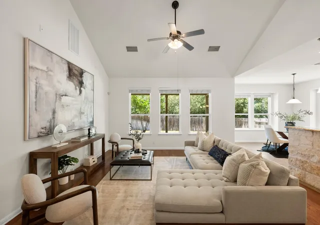 Photo 4 of Single family home for sale at 608 Royal Burgess Dr, Round Rock, TX 78664 | MLS# 8203373 | Listing updated on 2026-09-12