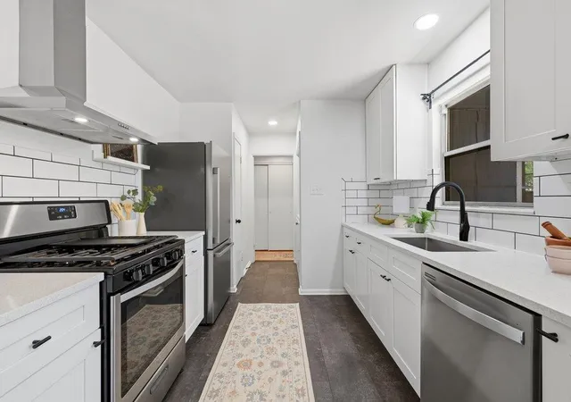 Photo 3 of Single family home for sale at 1609 Larkwood Dr, Austin, TX 78723 | MLS# 7435858 | Listing updated on 2026-09-15