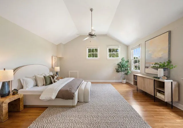 Photo 4 of Single family home for sale at 1016 E 43rd Street, Austin, TX 78751 | MLS# 6492548 | Listing updated on 2026-10-26