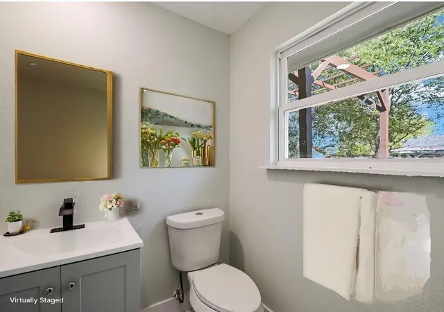 Photo 2 of Sale Pending at 7004 Craybrough Cir, Austin, TX 78724 | MLS# 8022743 | Listing updated on 2026-10-26