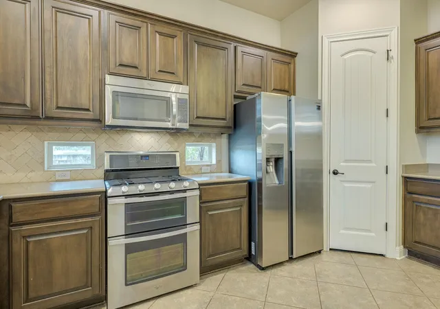 Photo 4 of Sale Pending at 12301 Canera Ct, Austin, TX 78748 | MLS# 5537471 | Listing updated on 2026-09-24