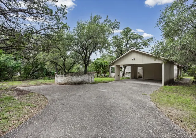 Photo 1 of Single family home for sale at 5311 Avispa Way, Austin, TX 78738 | MLS# 8723748 | Listing updated on 2026-09-11