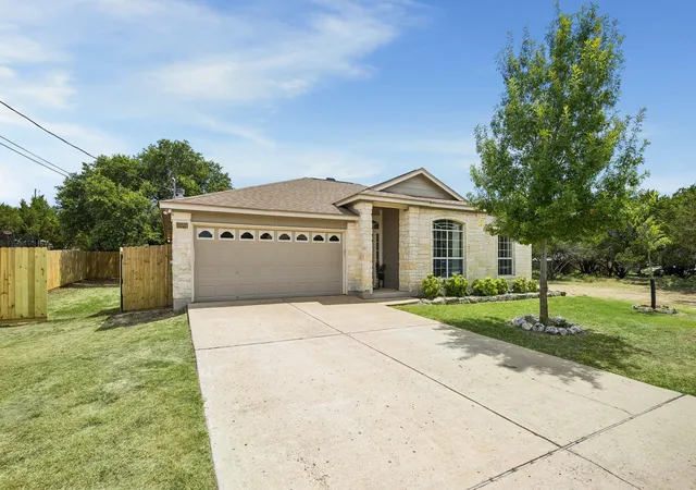 Photo 2 of Single family home for sale at 20701 Camel Back St, Leander, TX 78645 | MLS# 6398406 | Listing updated on 2026-09-14
