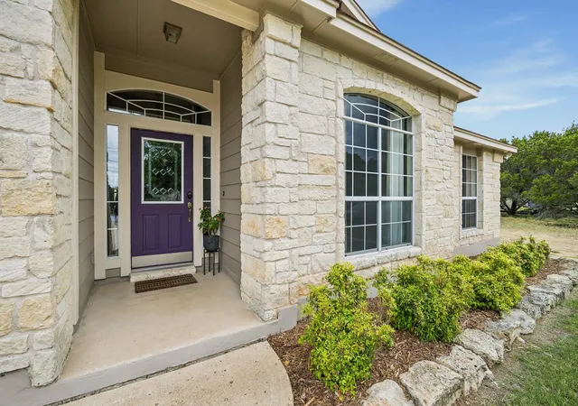 Photo 4 of Single family home for sale at 20701 Camel Back St, Leander, TX 78645 | MLS# 6398406 | Listing updated on 2026-09-14