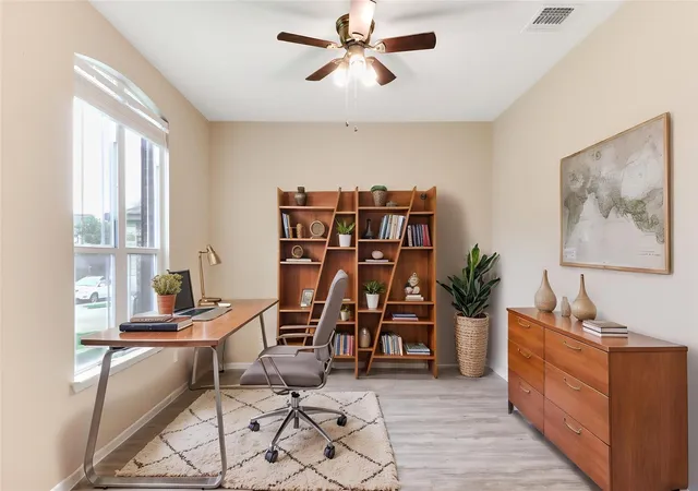 Photo 4 of Sale Pending at 1059 Toltec Trl, Georgetown, TX 78626 | MLS# 4007338 | Listing updated on 2026-09-15