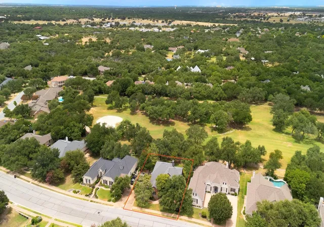 Photo 2 of Single family home for sale at 430 Champions Dr, Georgetown, TX 78628 | MLS# 2677055 | Listing updated on 2026-10-02