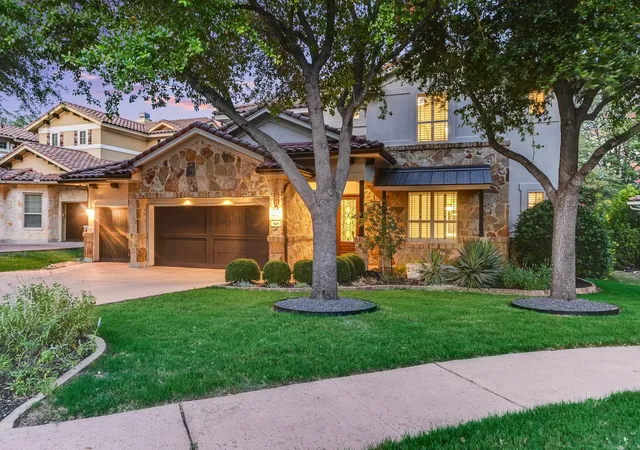 Photo 3 of Single family home for sale at 505 Horseback Holw, Austin, TX 78732 | MLS# 9147377 | Listing updated on 2026-09-13