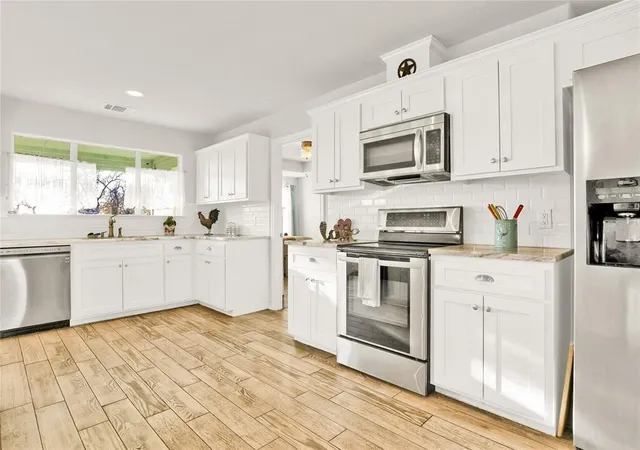 Photo 3 of Single family home for sale at 220 Three Creeks Dr, Bertram, TX 78605 | MLS# 3838457 | Listing updated on 2026-09-11