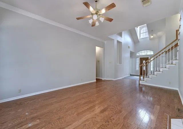 Photo 3 of Single family home for sale at 7600 Orrick Dr, Austin, TX 78749 | MLS# 1889507 | Listing updated on 2026-09-15