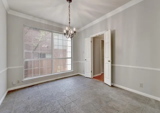 Photo 4 of Single family home for sale at 7600 Orrick Dr, Austin, TX 78749 | MLS# 1889507 | Listing updated on 2026-09-15